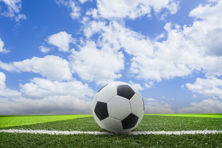 篮球爱好者使用即时比分功能